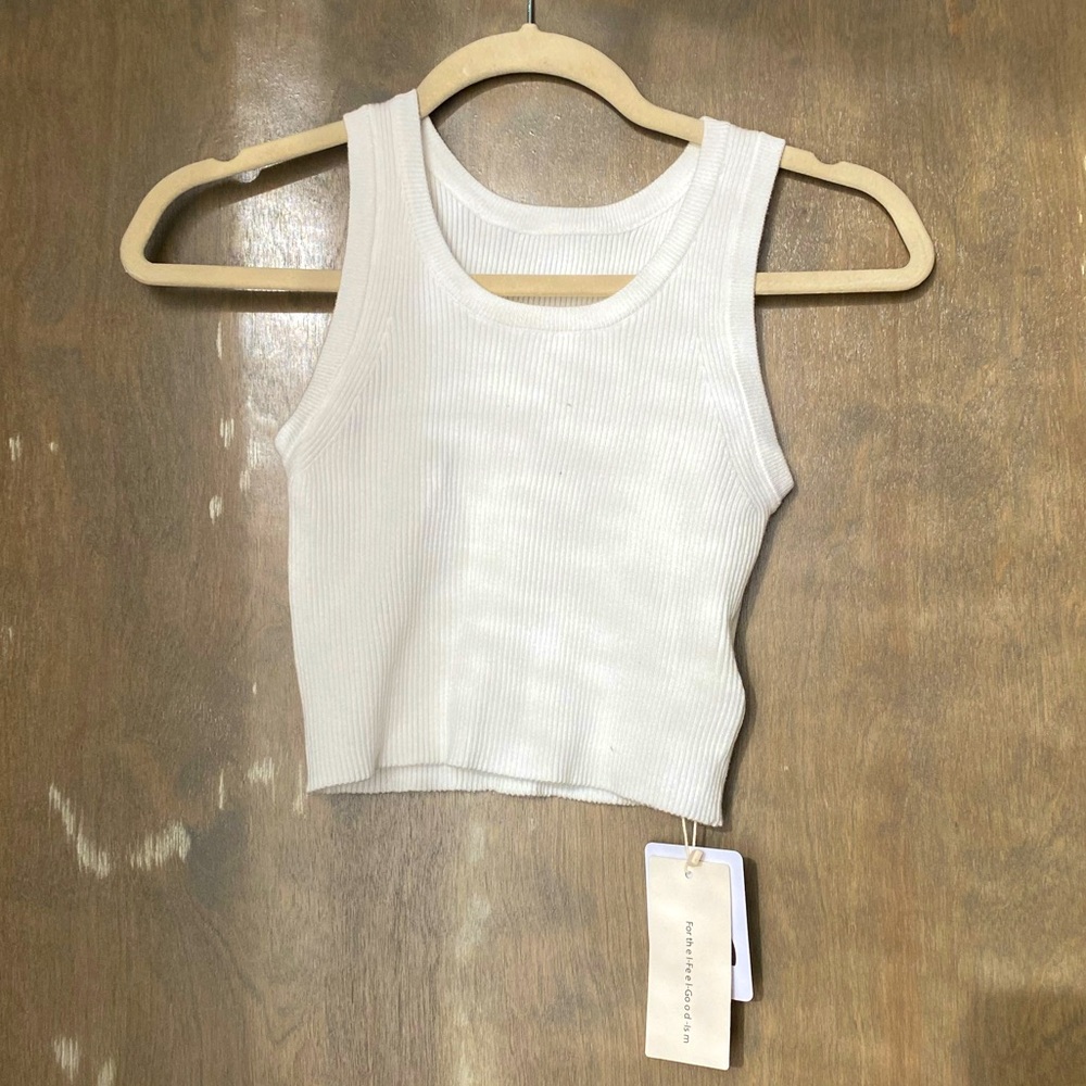 Never work cropped white tank!